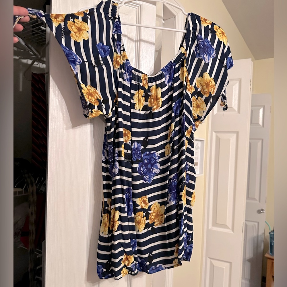 Maurices T shirt